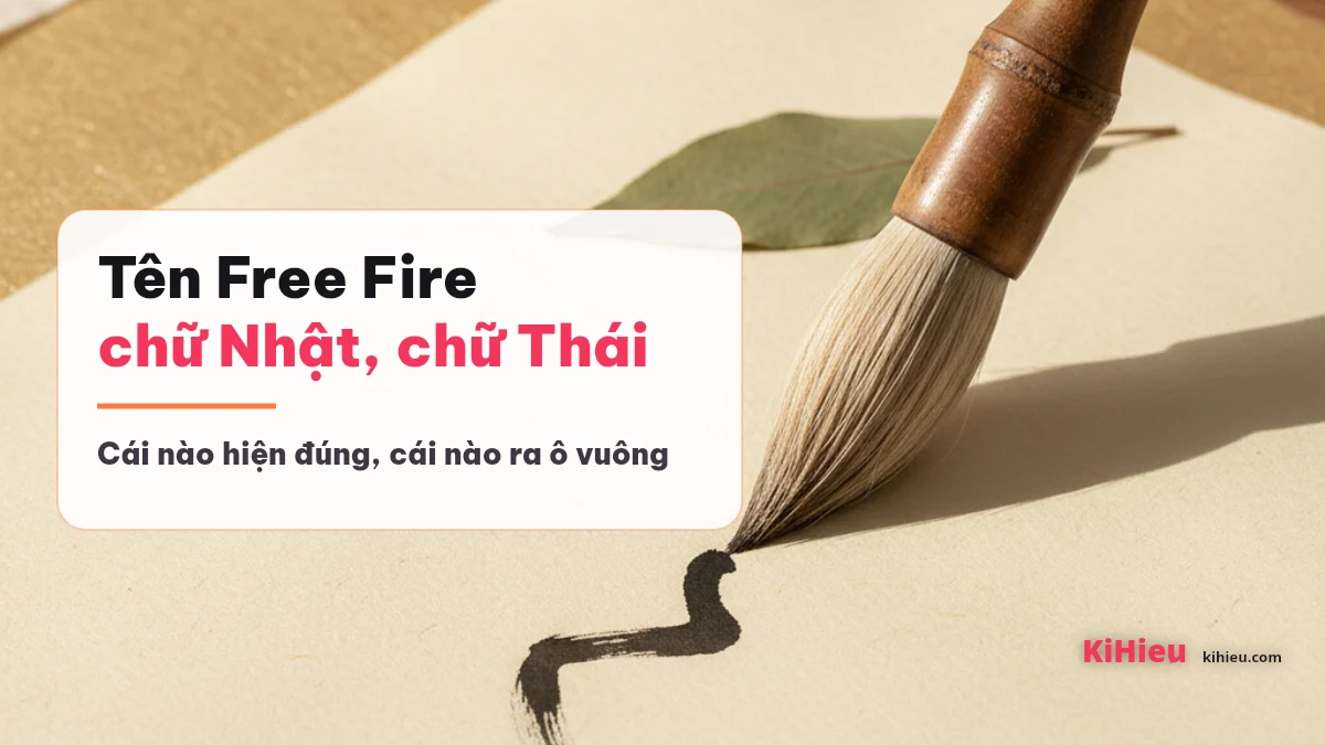Bút lông thư pháp đặt trên giấy màu kem với một nét mực, kèm thẻ chữ tên Free Fire chữ Nhật chữ Thái